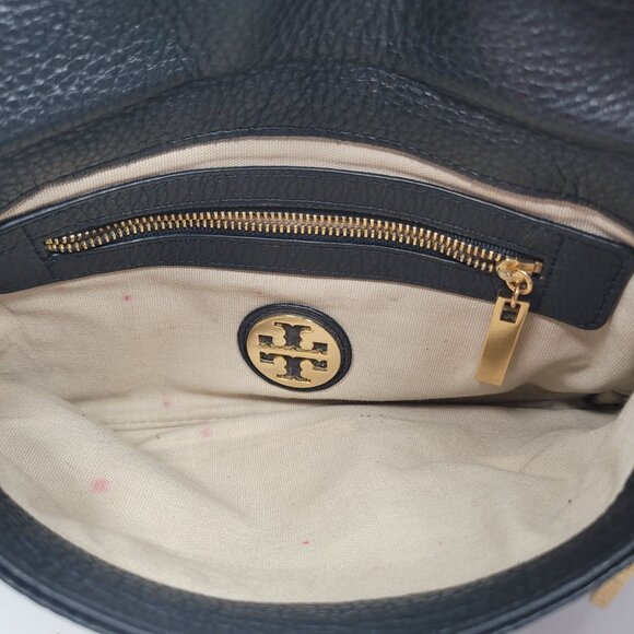 Tory Burch  Amanda Women's Black Leather Clutch Crossbody Bag - Picture 6 of 7